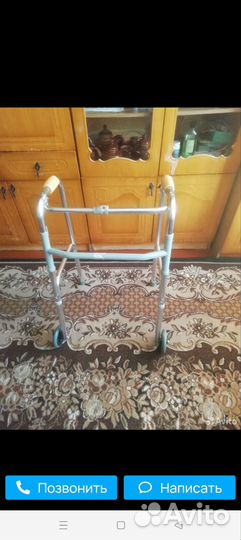 Ходунки для взрослых на колесах