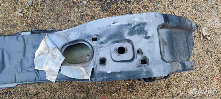 Усилитель бампера ford focus 3