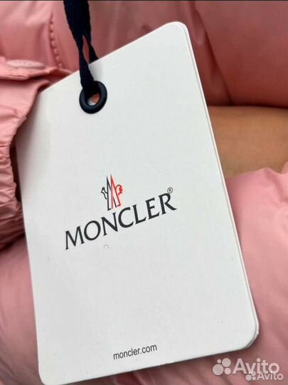 Пуховик Moncler pink женский