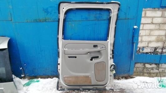 Дверь задняя левая chevrolet suburban GMT800 (76F0