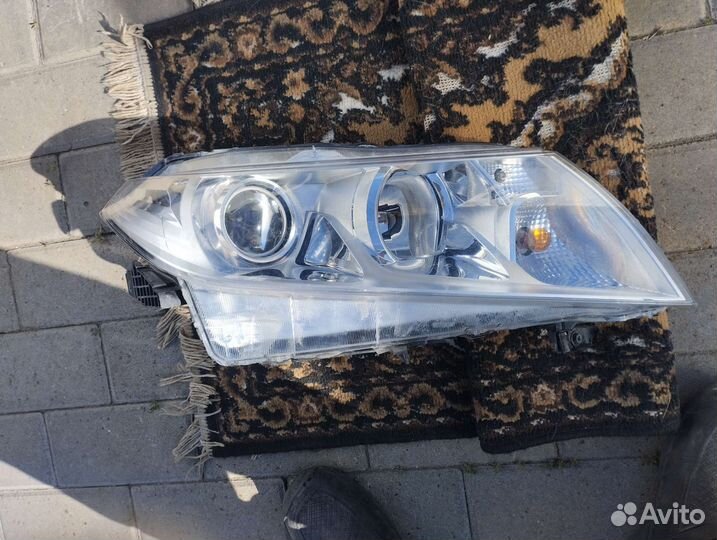 Фара Сузуки Витара правая