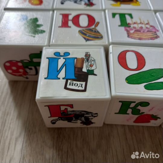 Кубики с алфавитом