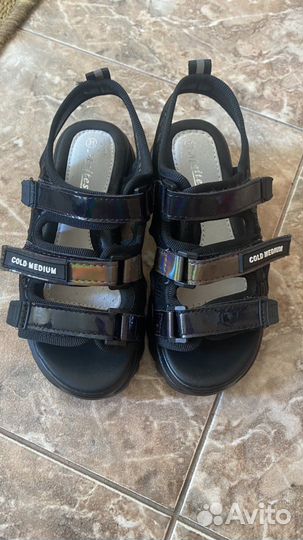 Босоножки для девочки