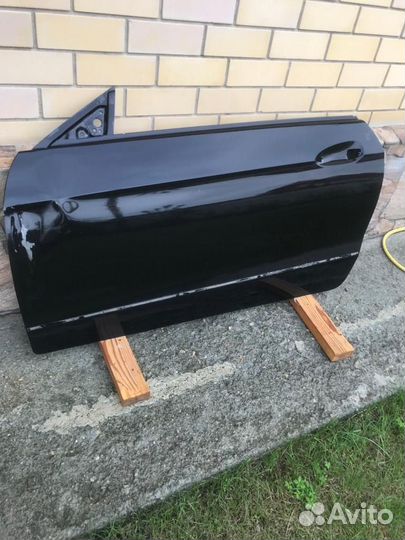 Дверь левая от мерседес w207