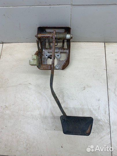 Педаль тормоза Chrysler 300C седан 3 2006