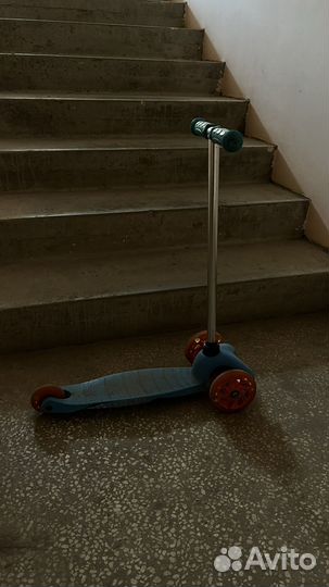 Самокат детский трехколесный