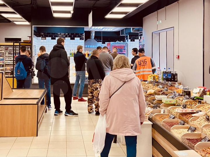 Сдам отдел в гастрономе 6.6 м², 15м2