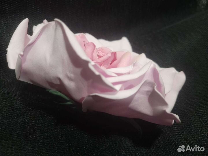 Заколка или брошь