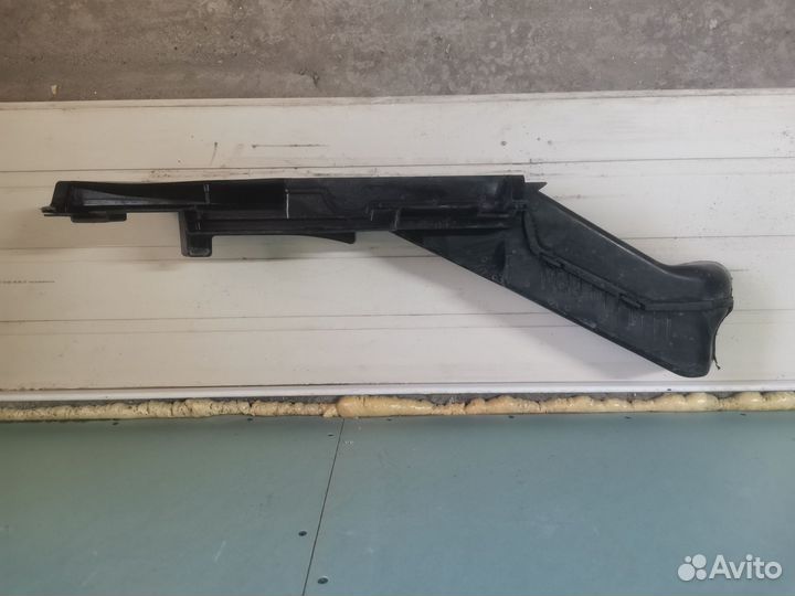 Воздухозаборник Nissan Murano Z50