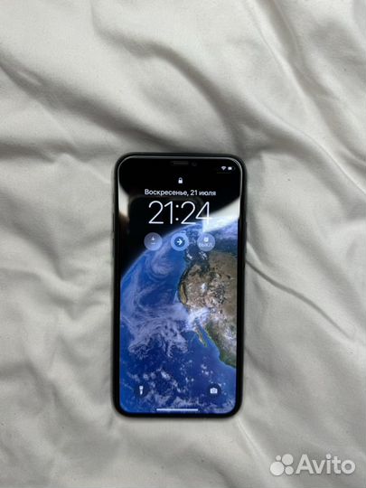 iPhone 11 Pro, 64 ГБ