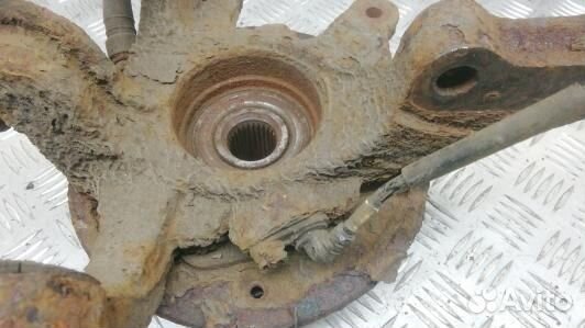 Ступица задняя правая hyundai tucson JM (YEA21NX01