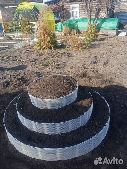 Клумба многоярусная