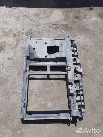 Панель передняя (телевизор) Citroen C3