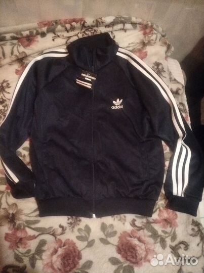 Куртка спортивная на мальчика