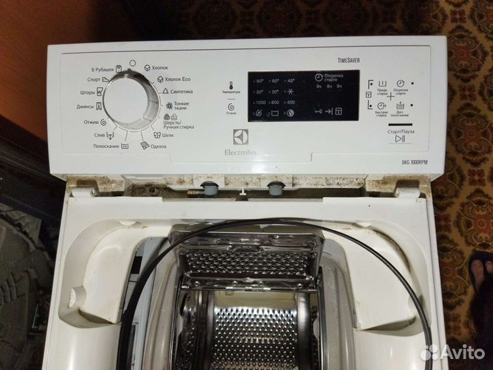 Стиральная машина Electrolux с вертикальной