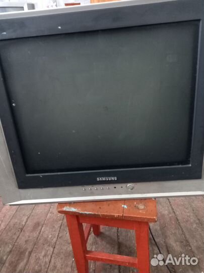 Телевизор samsung