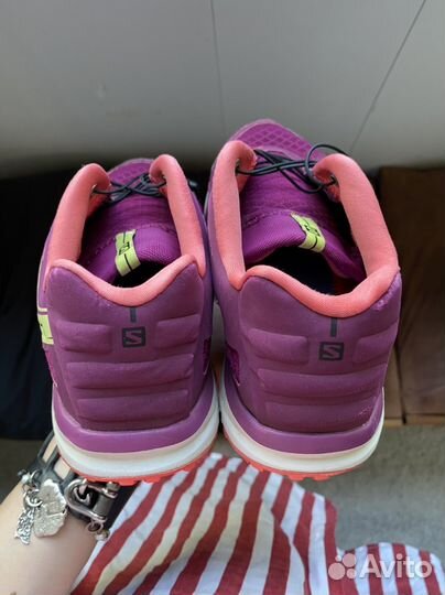 Кроссовки salomon 39