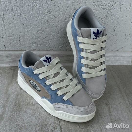 Кроссовки Adidas adi2000 женские