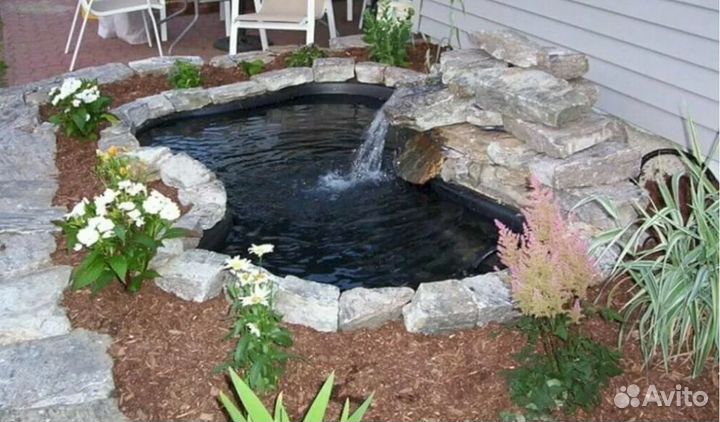 Декоративный пруд