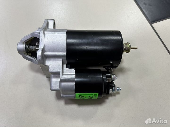 Стартер Audi 80 b3;b4/ A-4/ VW Passat b5 новый