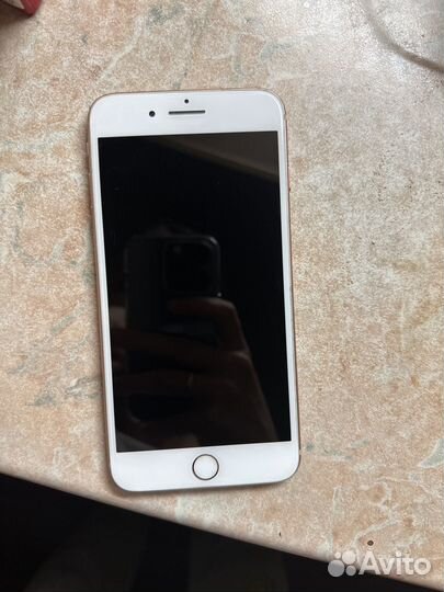 iPhone 8 Plus, 64 ГБ