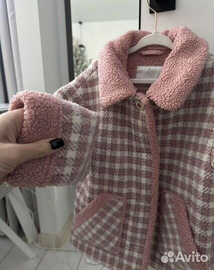 Пальто 116 - 122 девочке теплое