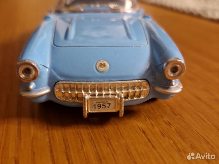 Модель Chevrolet Corvette 1957