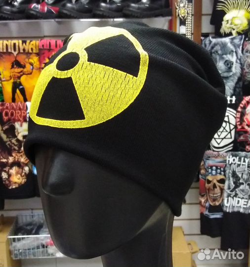 Модные шапки с принтами