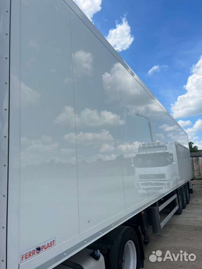 Полуприцеп рефрижератор Schmitz Cargobull SKO 24, 2011