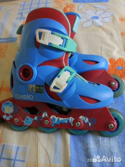 Роликовые коньки