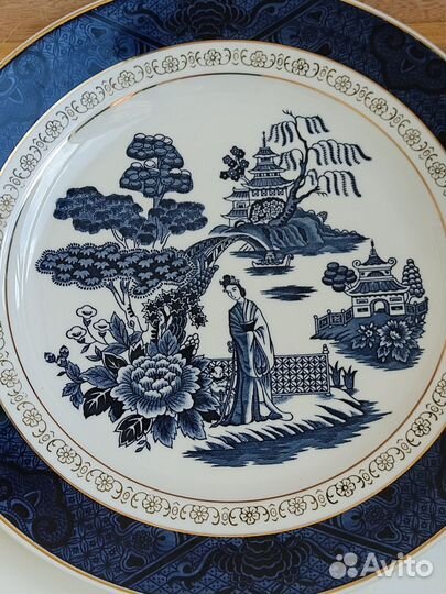 Тарелка обеденная Япония 26 см Шинуазри винтаж