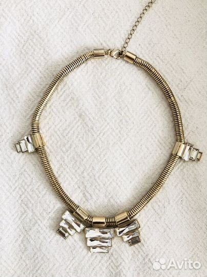 Колье ожерелье