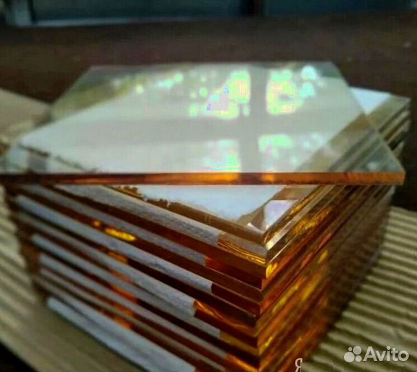 Стекло осветленное