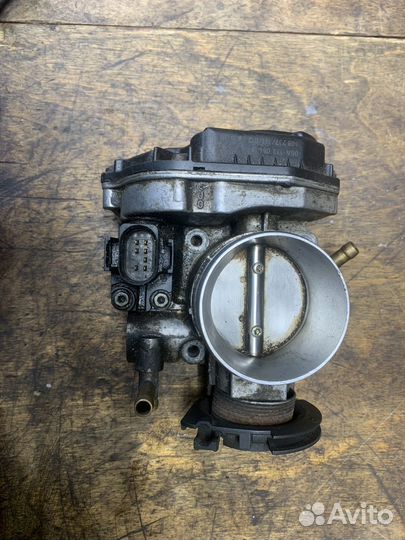 Дросельная заслонка Audi a4 b5 1.6, 101 л.с