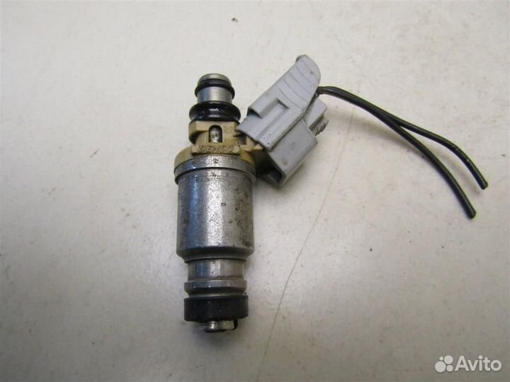 Форсунка инжекторная электрическая Toyota Carina
