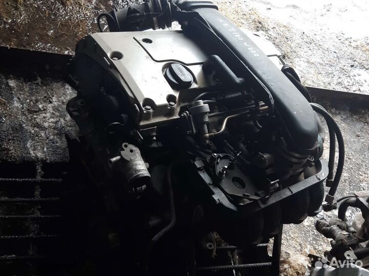 Двигатель R1110163401 Mercedes C180 W202