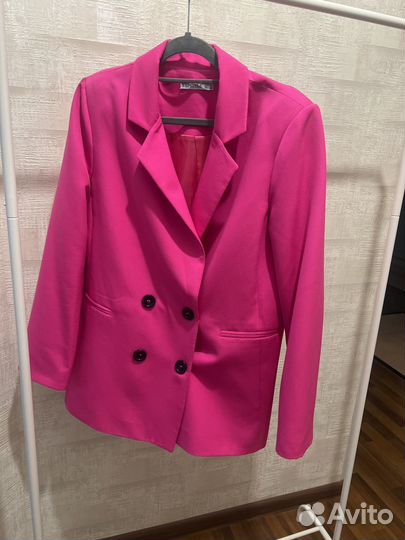 Пиджак женский розовый