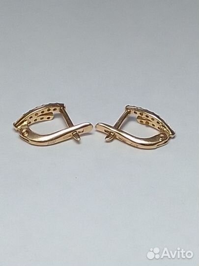 Золотые серьги