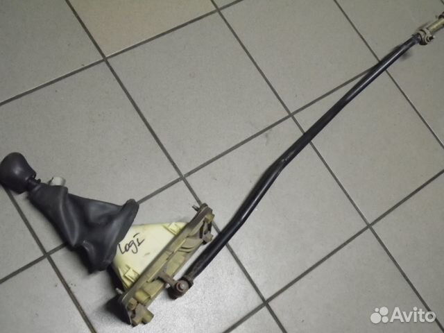 Кулиса кпп в сборе с тягой Рено Логан Сандеро 1