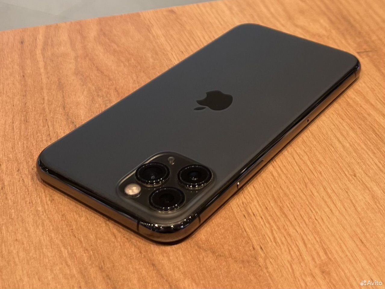 iPhone 11 Pro, 256 ГБ, SIM + eSIM