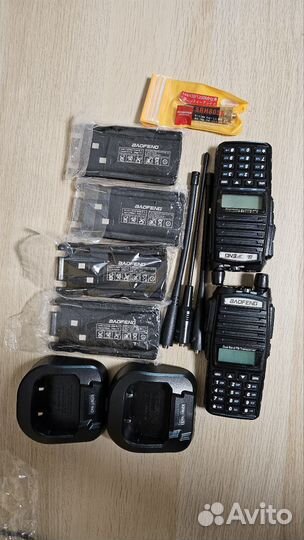 Комплект раций Baofeng UV-82