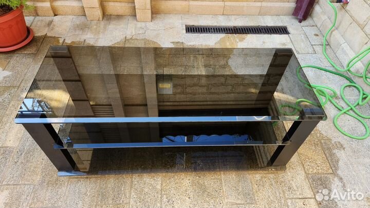 Стеклянная тумба под тв под HI FI