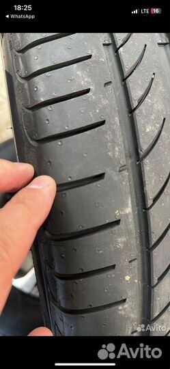 Pirelli Powergy 235/40 R19 96Y