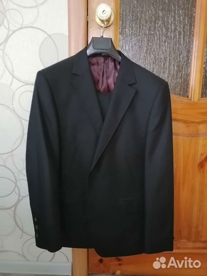 Продам мужской костюм