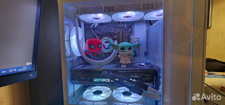 Игровой компьютер в сборе