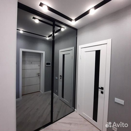 Шкаф купе зеркальный