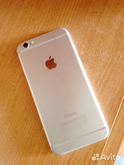 Телефон iPhone