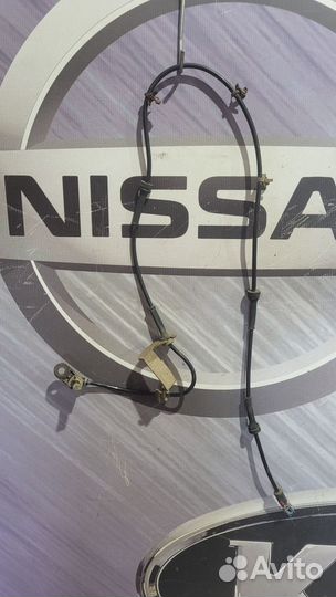 Датчик abs абс перед Nissan primera P12 Лев