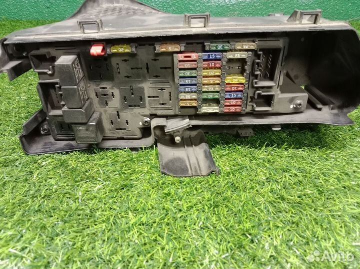 В наличии: Блок предохранителей Volvo S80