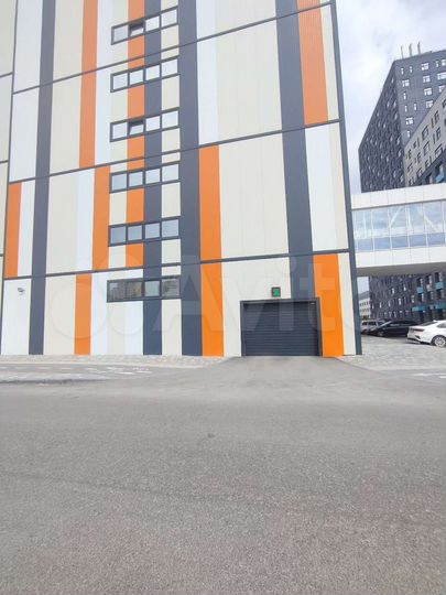 Машиноместо, 14 м²